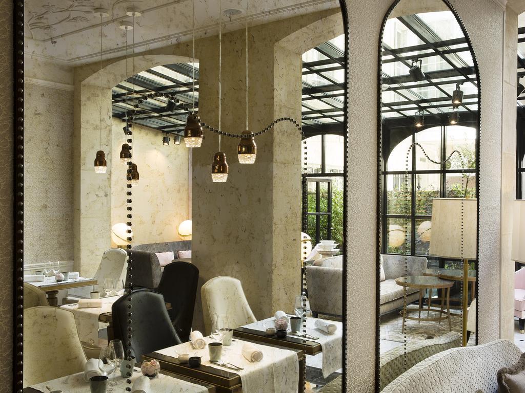 Le Narcisse Blanc Parigi