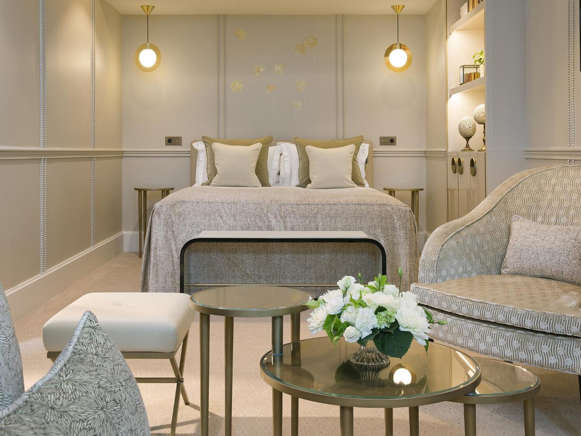 Le Narcisse Blanc Paris