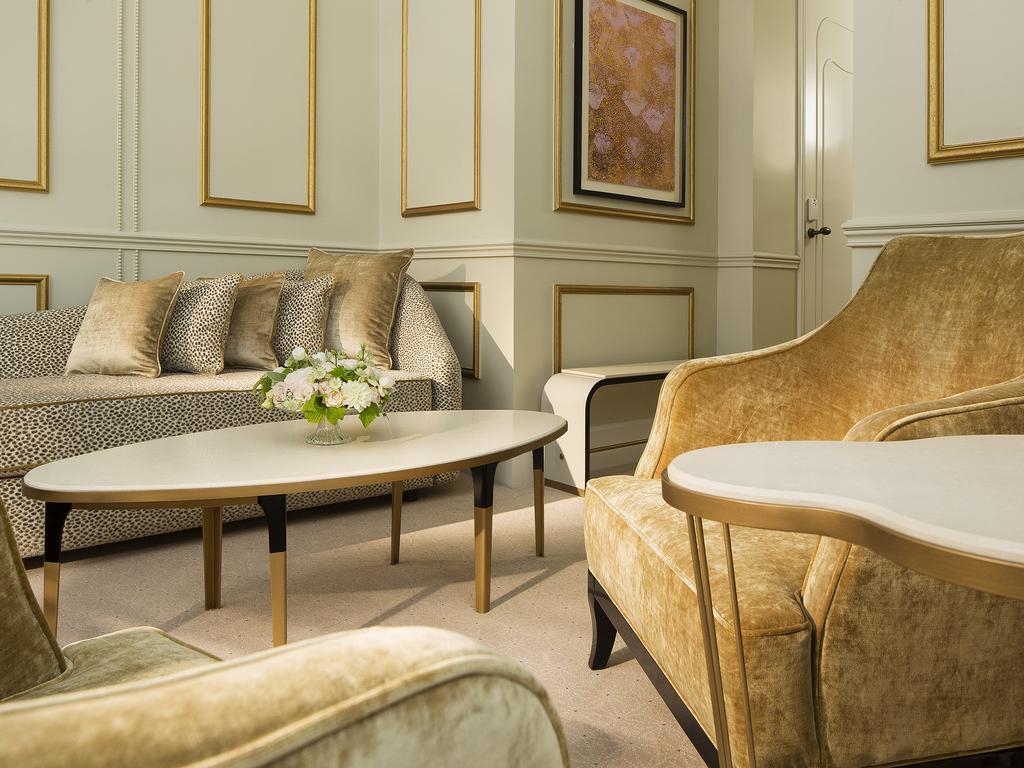 Le Narcisse Blanc Paris